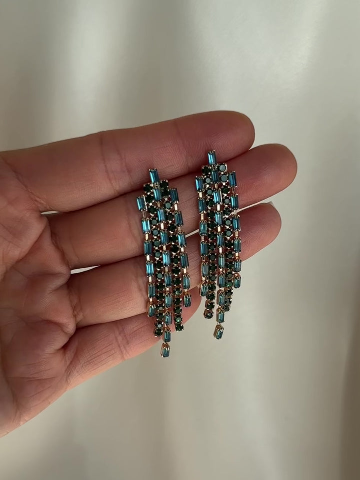 Elasisters Brune Drop Earrings