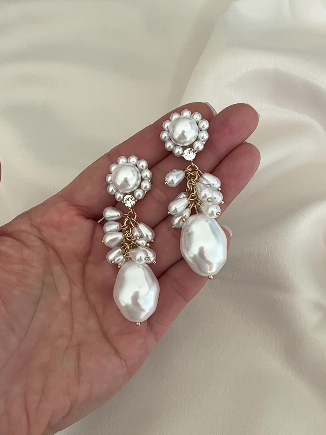 Elasisters Junie Earrings