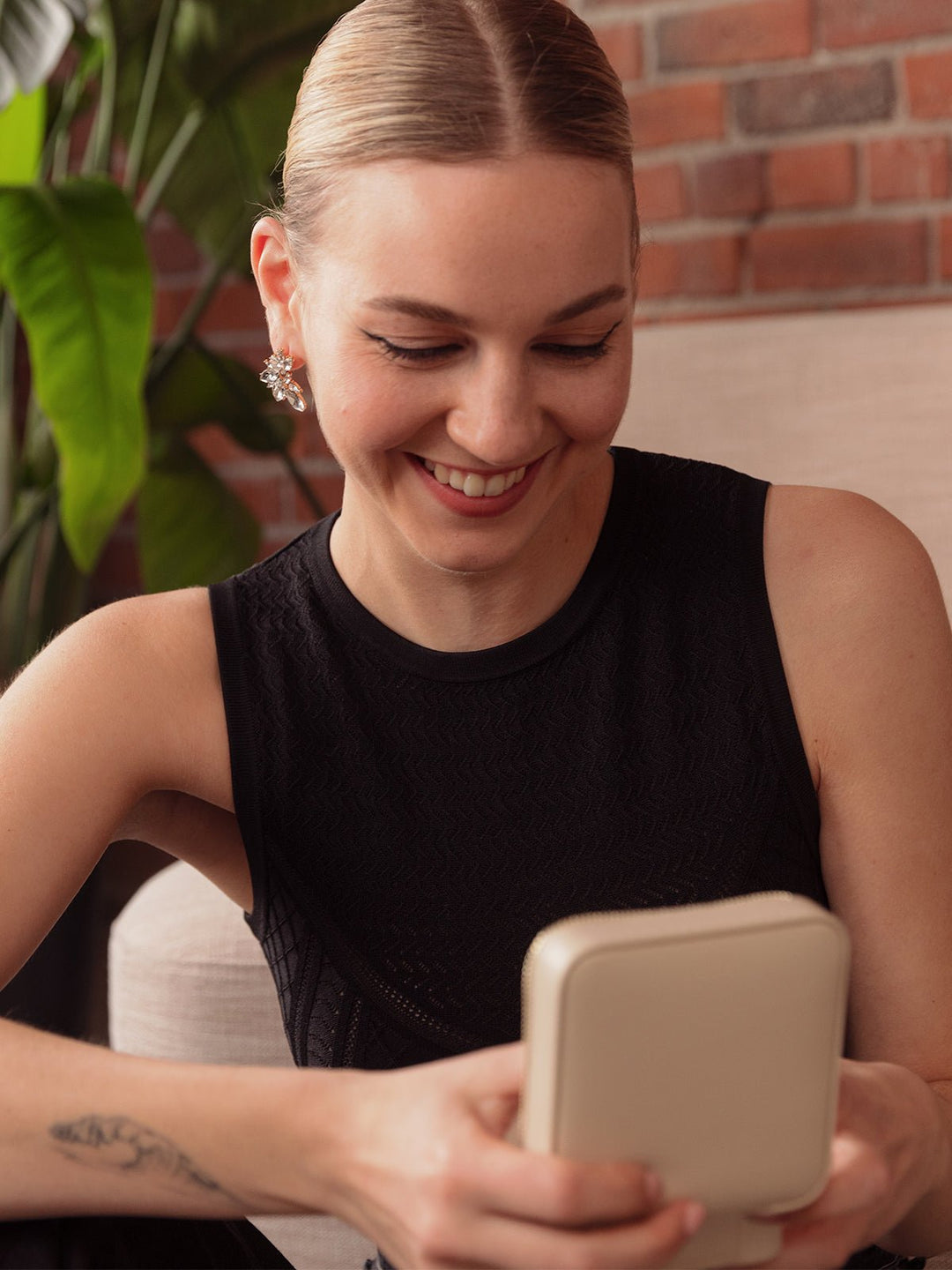 Elasisters Hard Jewelry Case