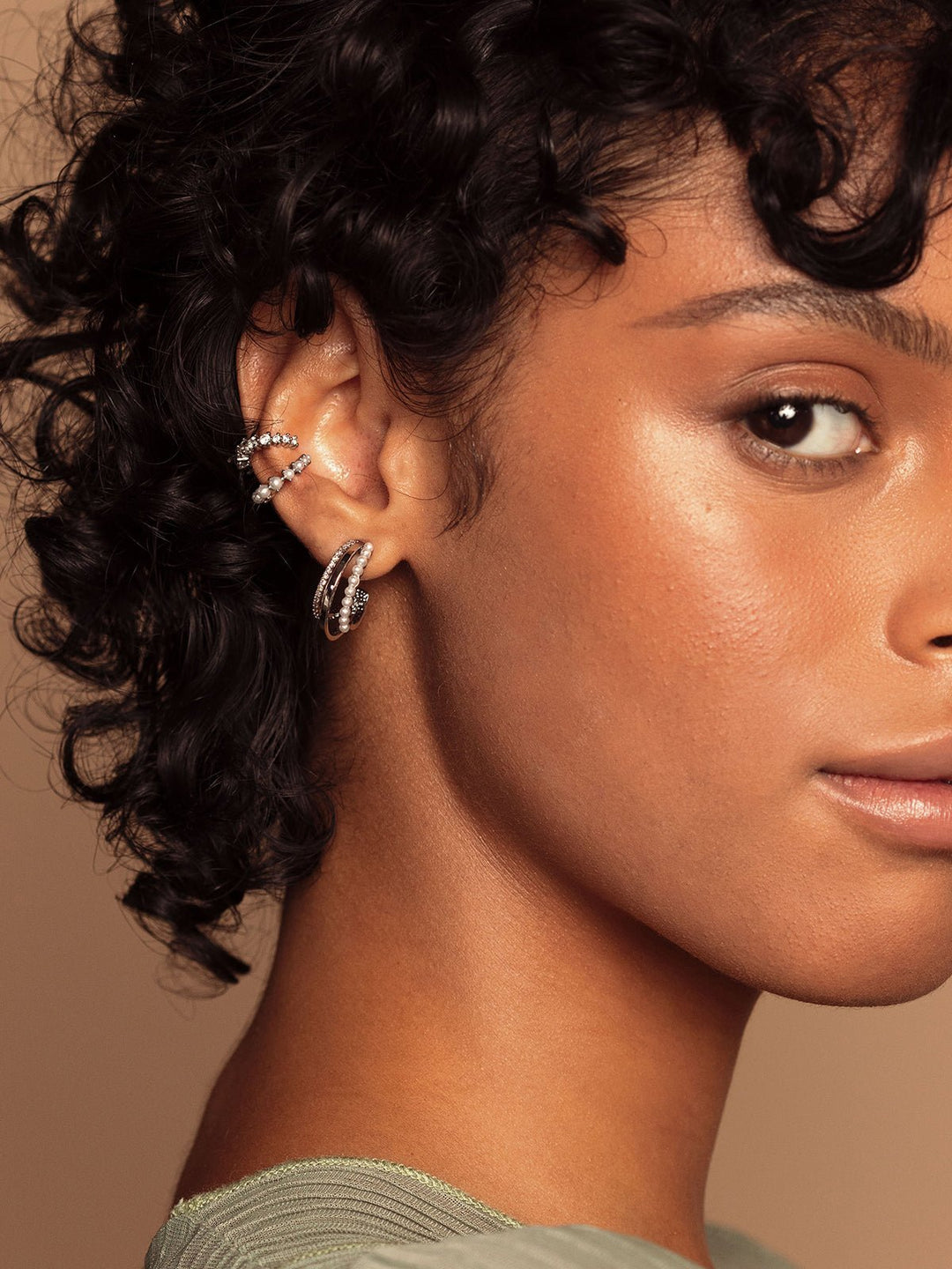 Elasisters Carina Hoop Earrings