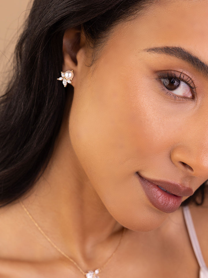 Elasisters Sandra Studs