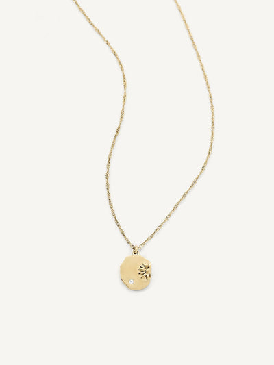 Elasisters April Daisy Birthday Flower Pendant Necklace