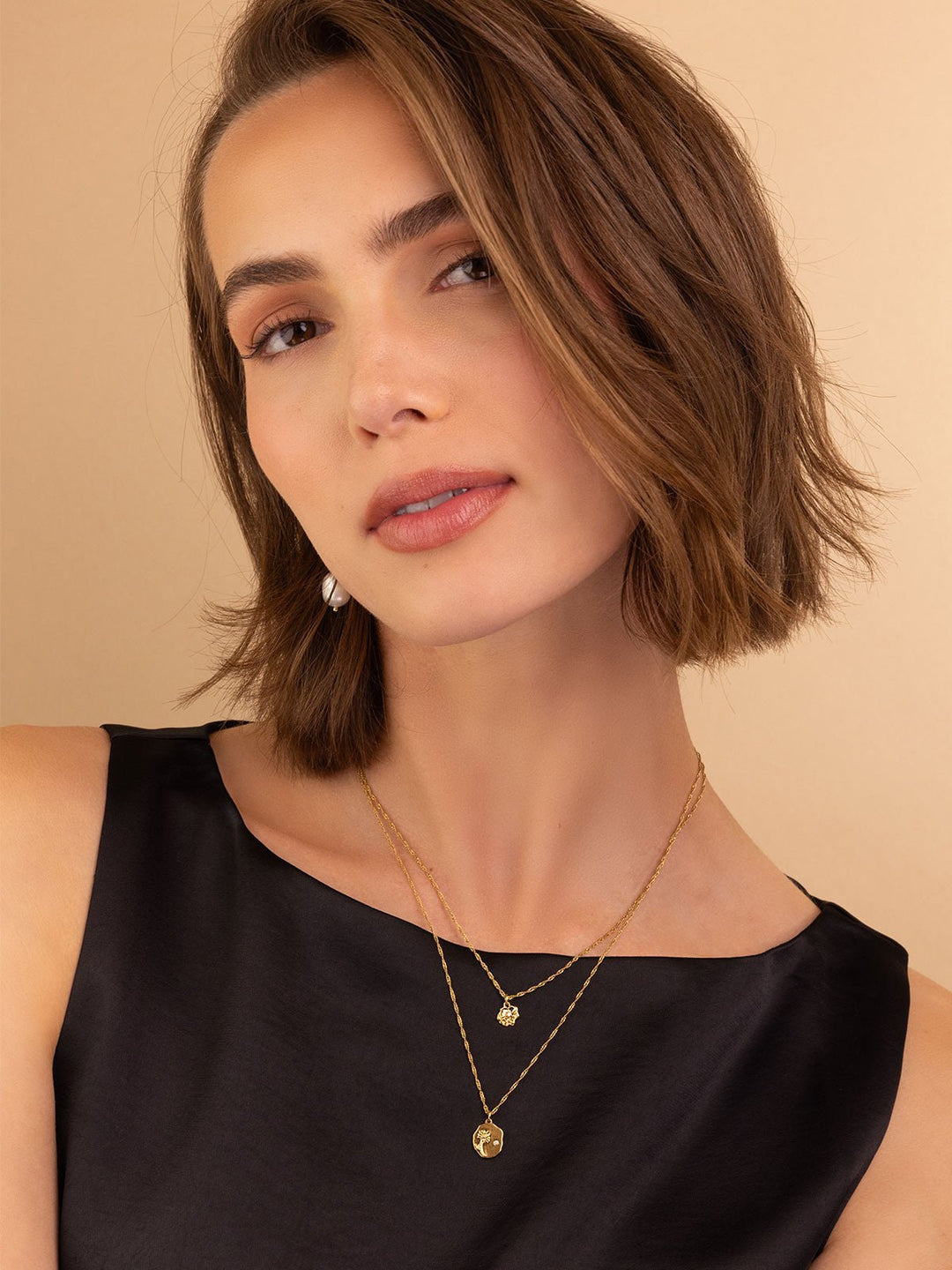 Elasisters August Poppy and November Chrysanthemum Birthflower Pendant Necklace