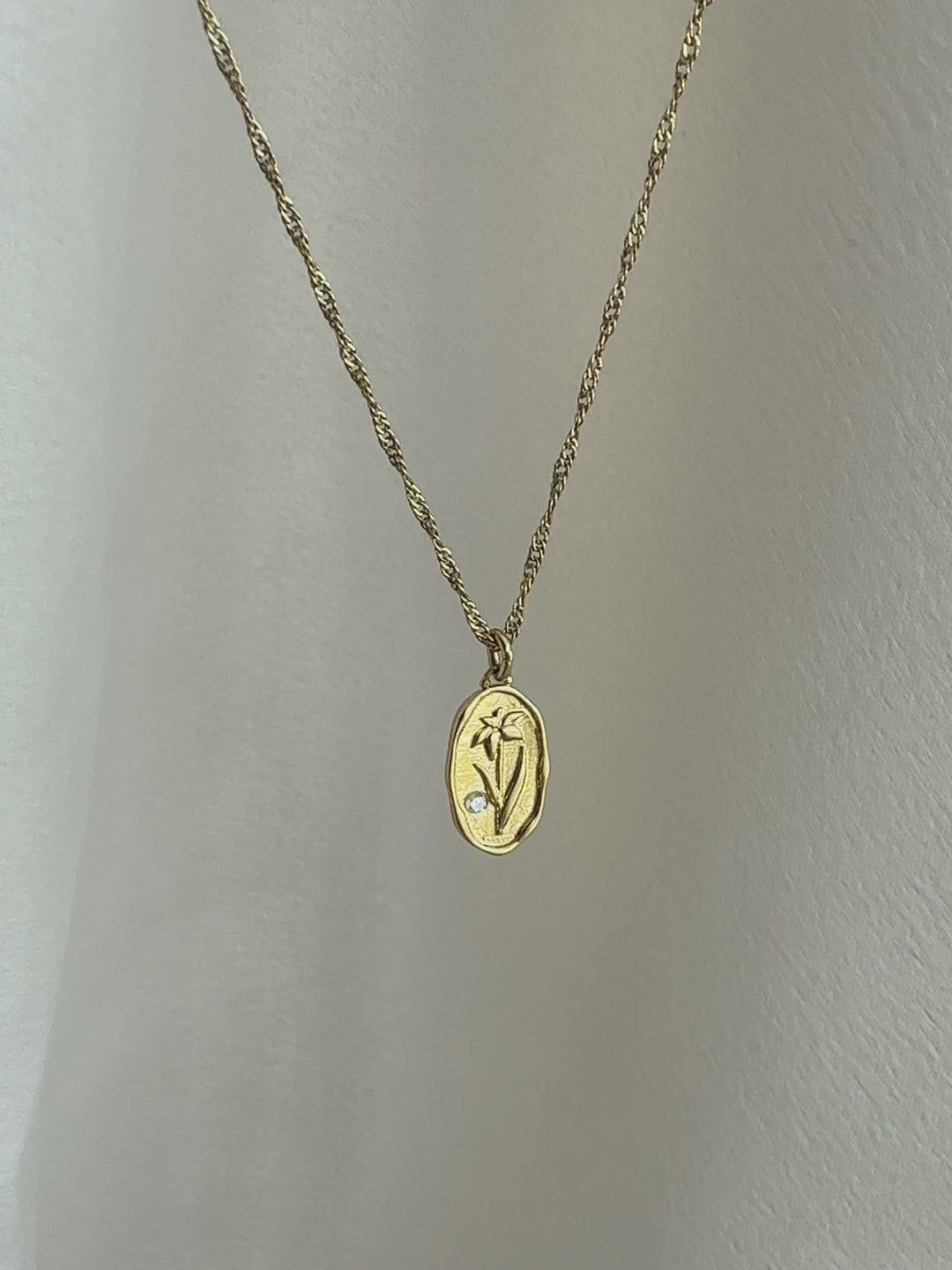 Elasisters March Daffodil Birthday Flower Pendant Necklace