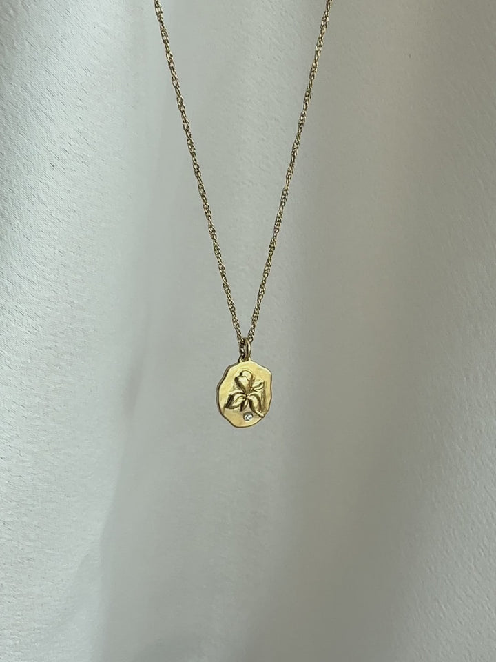 Elasisters February Violet Birthday Flower Pendant 