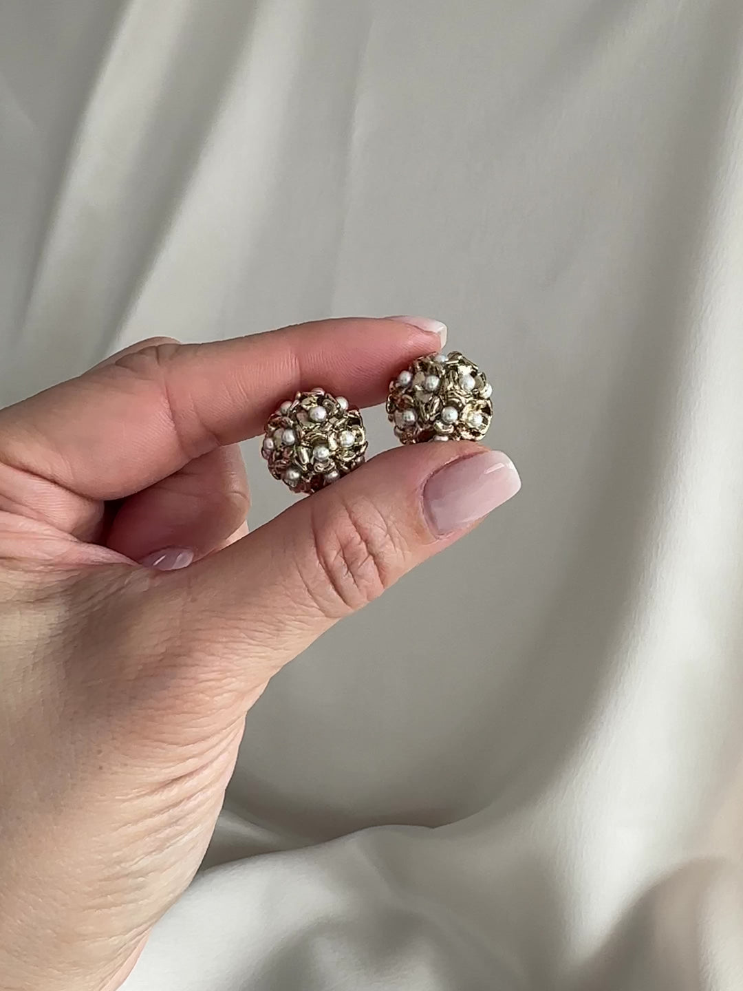 Elasisters Lyly Studs